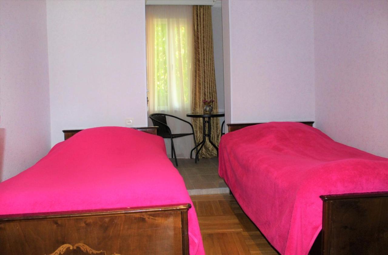 Guest House Racha أمبرولاوري المظهر الخارجي الصورة