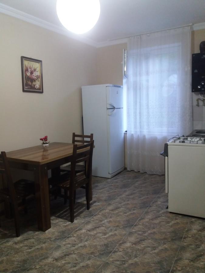 Guest House Racha أمبرولاوري المظهر الخارجي الصورة